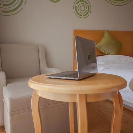 Greentree Inn Jiangsu Suzhou Gongyequan District Xinglong Street Express Hotel מראה חיצוני תמונה